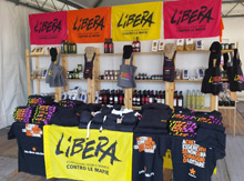 Lo stand di Libera in piazza XX settembre a Bologna