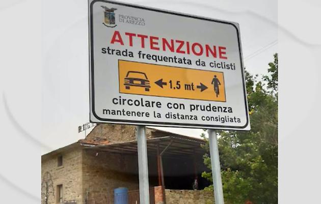 1589433649757.jpg--arezzo__nuovi_cartelli_stradali__tenere_distanza_di_sicurezza_dai_ciclisti__1_50_metri_