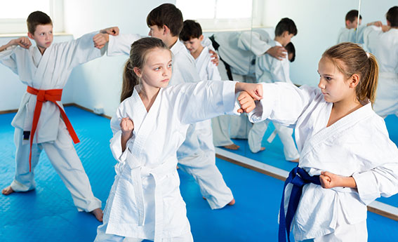 Karate_bimbi