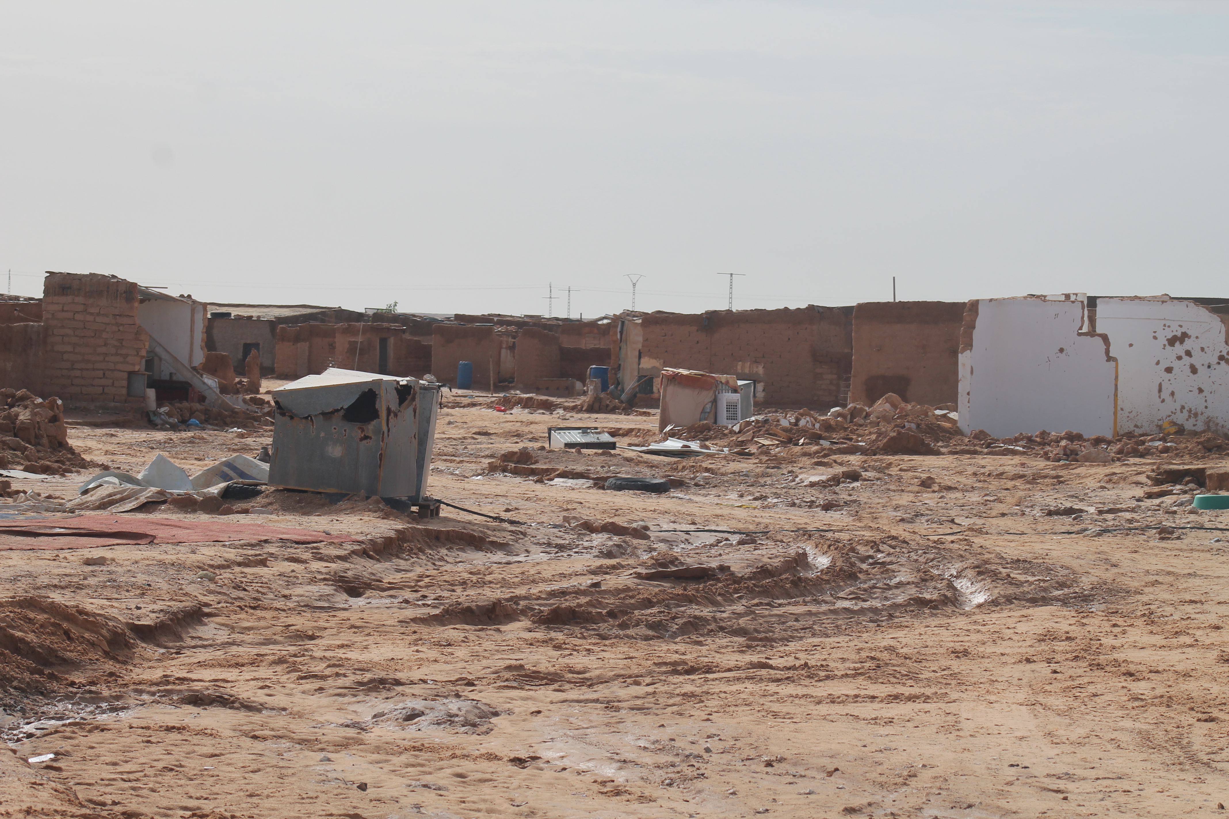 Le conseguenze dell'alluvione nei campi profughi saharawi