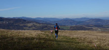 Un'immagine del Winter trail del parco - foto di Teida Seghedoni