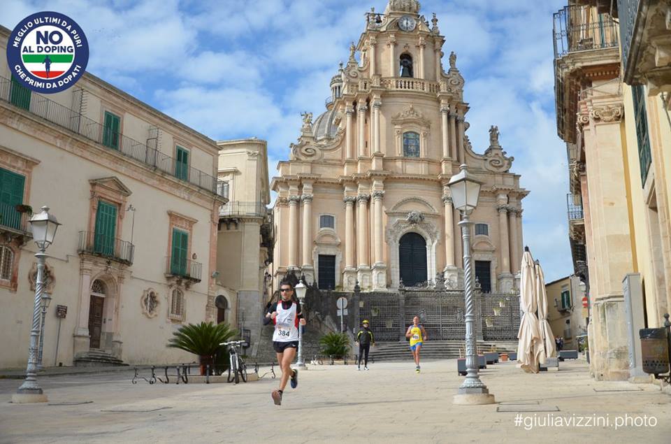foto passaggio da piazza duomo