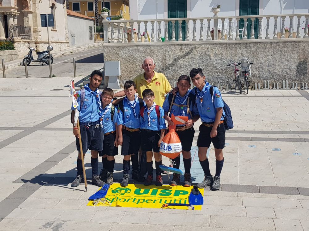 gruppo scout marina con Buggea