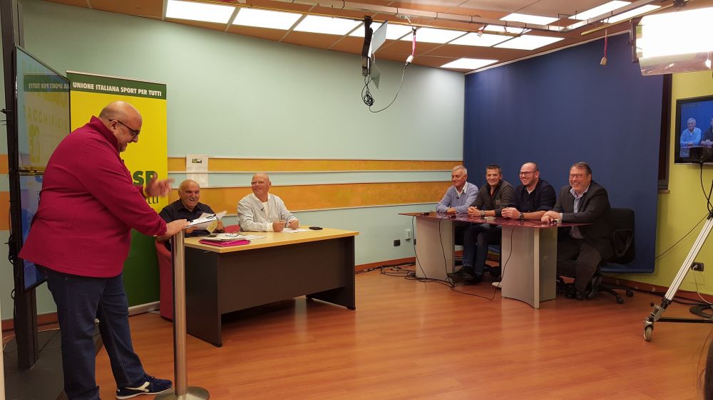 La presentazione a CaféTv24
